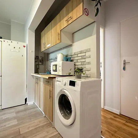 Morska Aqua Massage 1 ベッド・アンド・ブレックファスト グディニャ