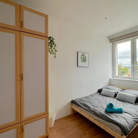 Morska Aqua Massage 1 ベッド・アンド・ブレックファスト グディニャ